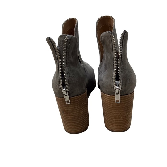 Steve Madden Cedar Bootine Gray Suede Size 11 V Cutout Stacked Block Heel - Picture 5 of 8